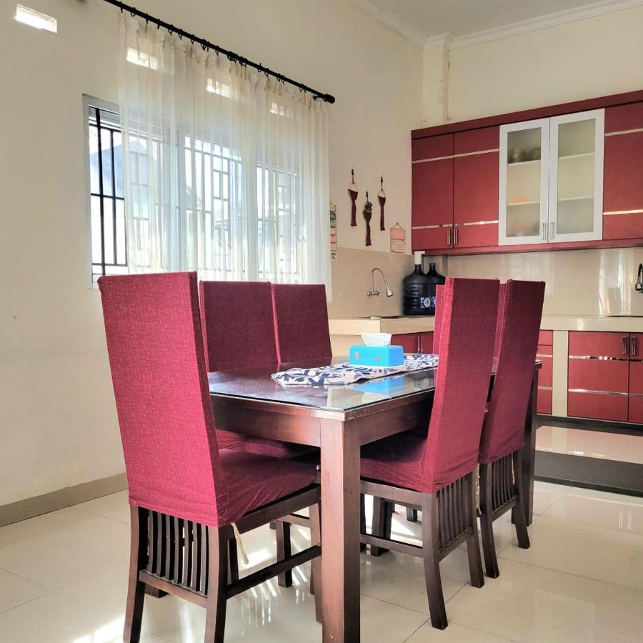 Mahakam Guest House Παντάνγκ Εξωτερικό φωτογραφία
